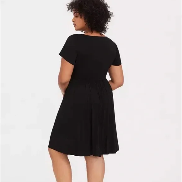 Torrid Mini Chalis Skater dress size 3 or 20/22 - Picture 3 of 9